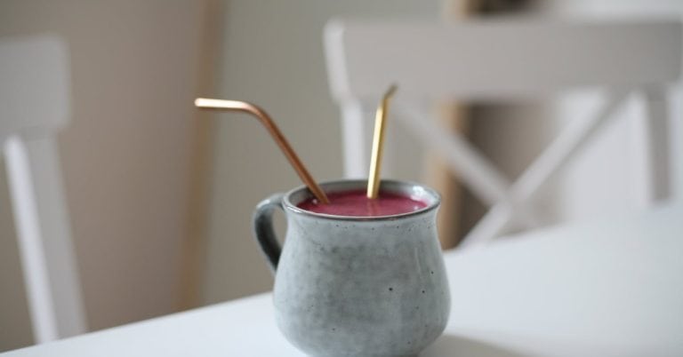 metal-straw-drink