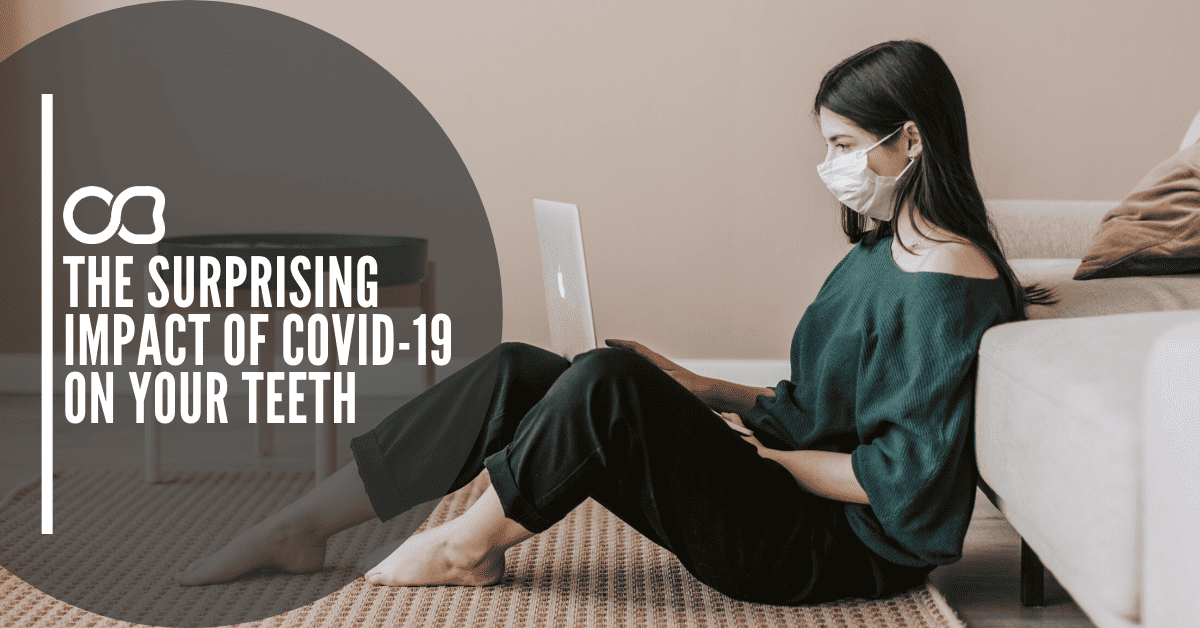 woman-wearing-face-mask-on-computer