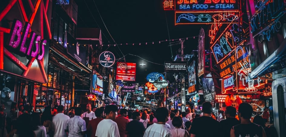 Oasis Dental Studio - Pros and Cons of Overseas Dental Holidays - 1 thailand-city