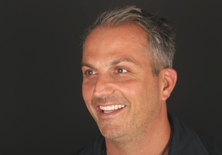 Tooth crowns and dental bridges, male model 01, Oasis Dental Studio