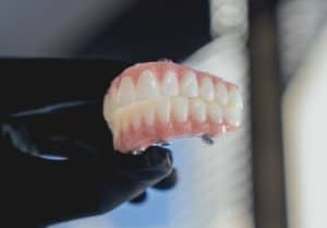 Oasis Dental, Dental implants page 02