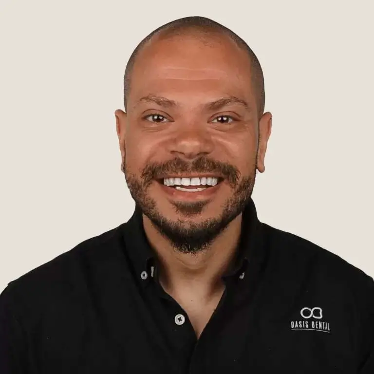 Dr David Hauna, Oasis Dental Studio Broadbeach